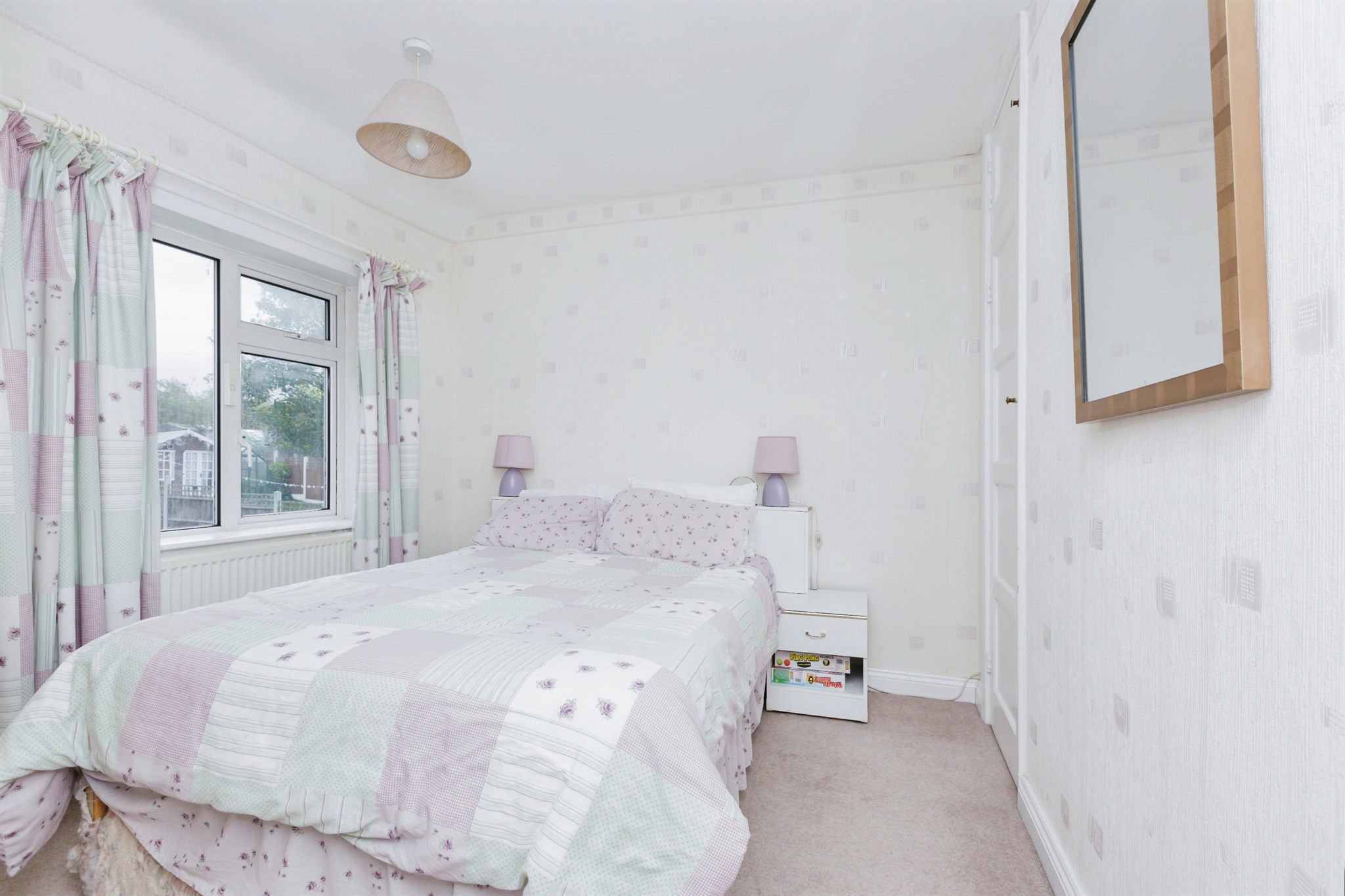 3 bed End of Terrace