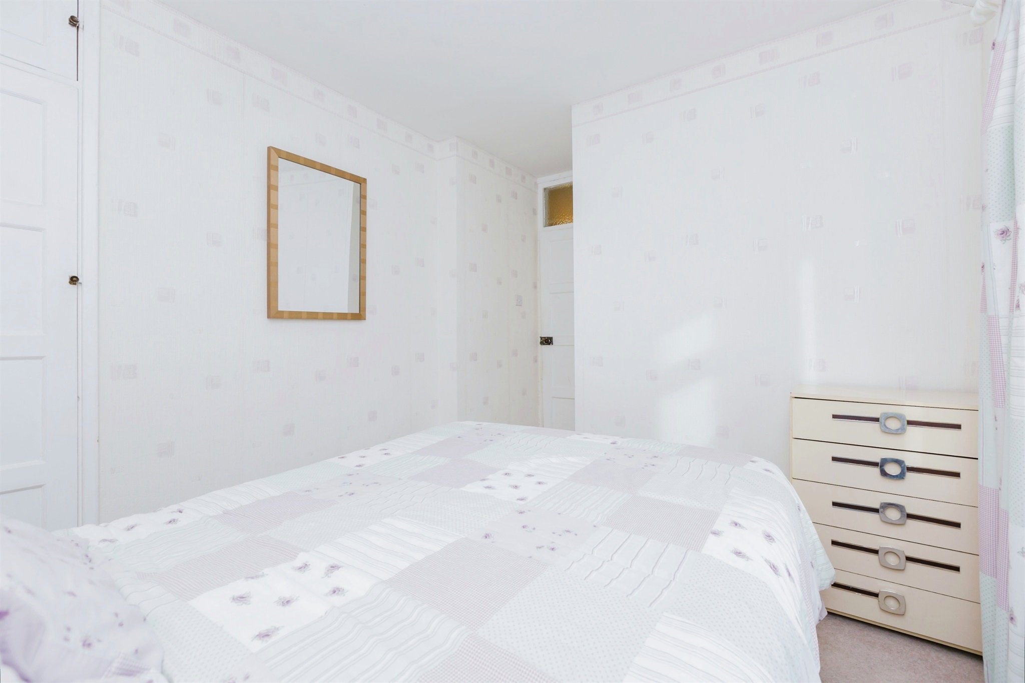 3 bed End of Terrace