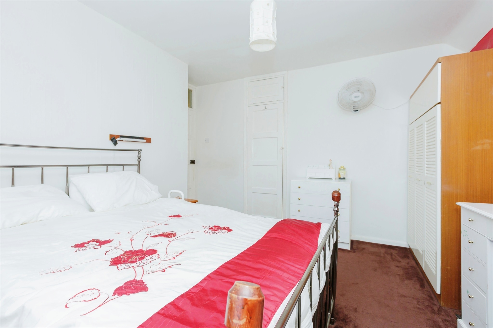 3 bed End of Terrace