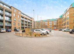 1 bed Apartment