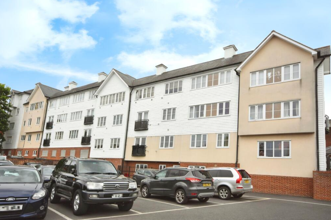 1 bed Apartment