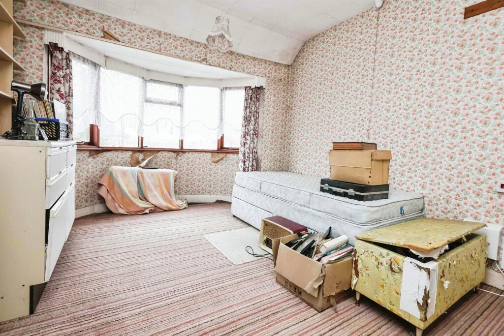 3 bed Semi-Detached