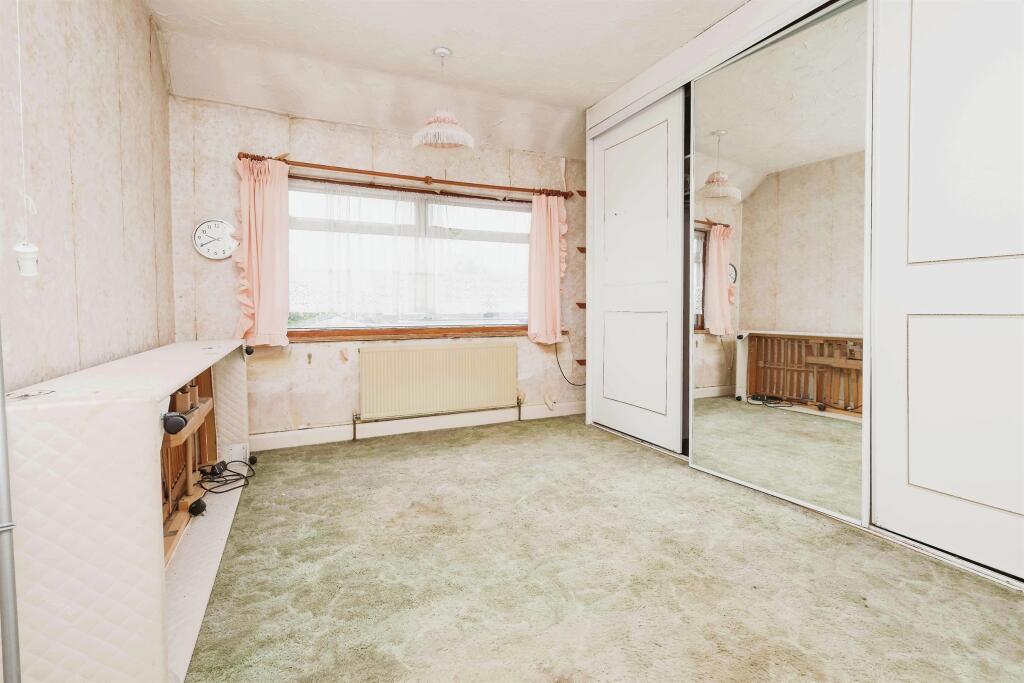 3 bed Semi-Detached