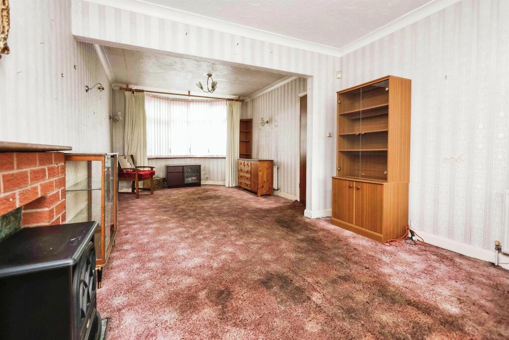 3 bed Semi-Detached