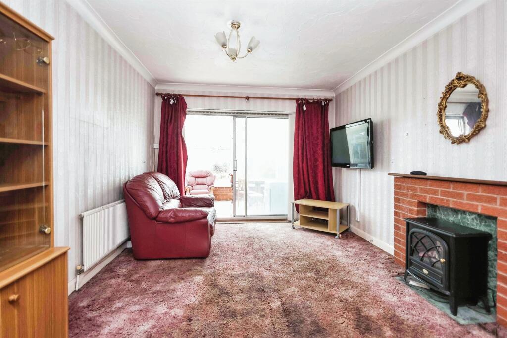 3 bed Semi-Detached
