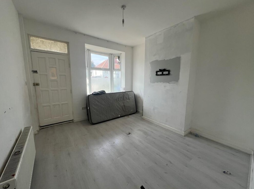 3 bed Terraced