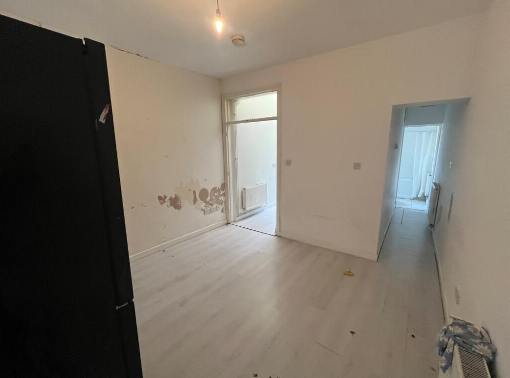 3 bed Terraced