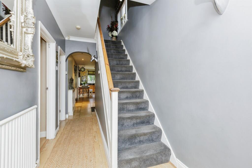 3 bed Detached