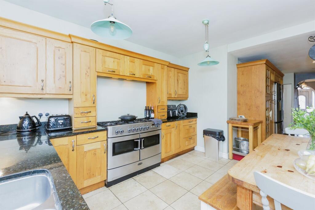 3 bed Detached