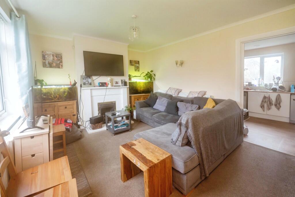 3 bed Semi-Detached
