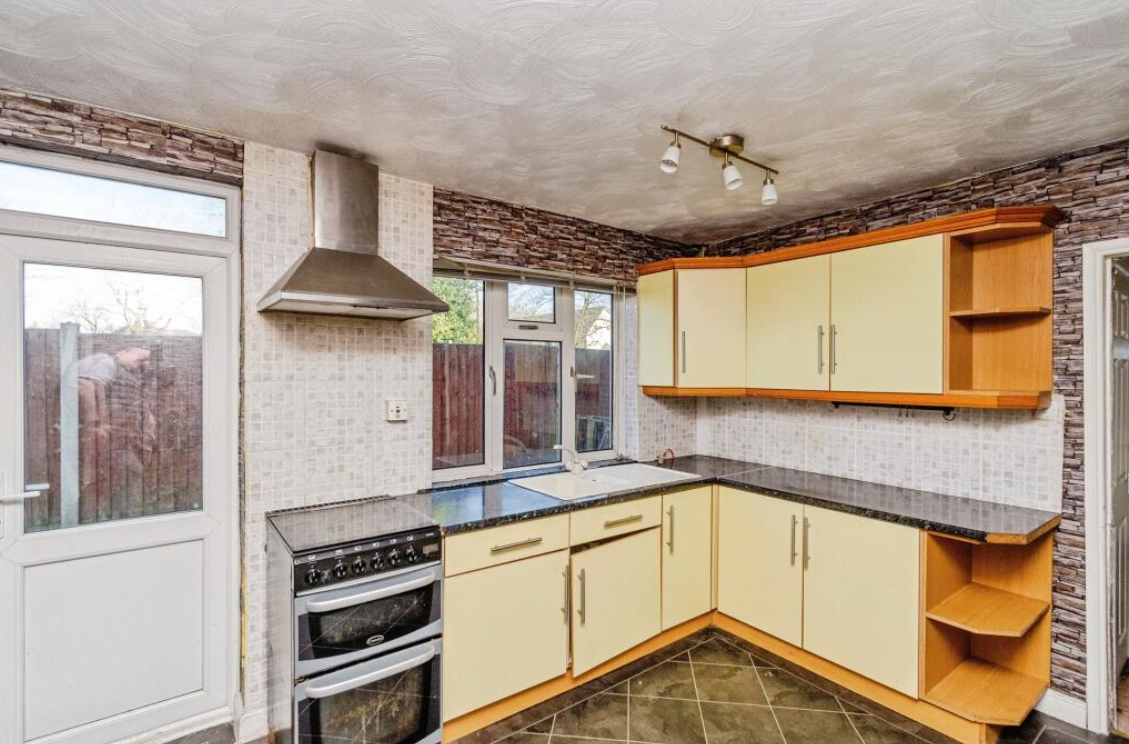 3 bed Semi-Detached