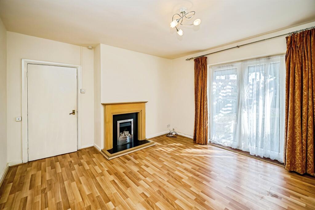 2 bed Detached Bungalow
