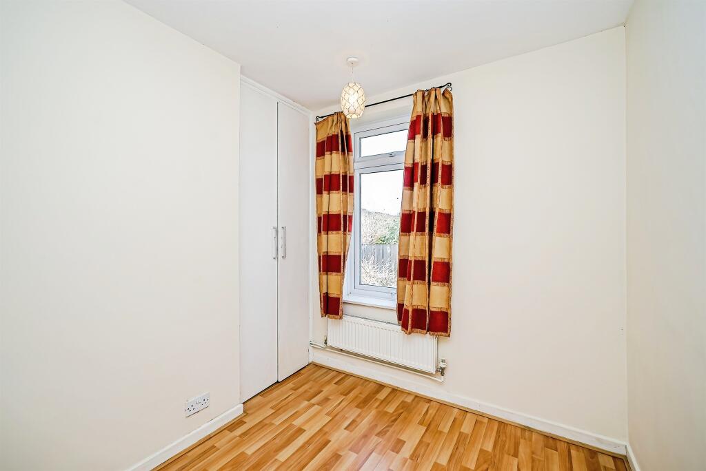2 bed Detached Bungalow