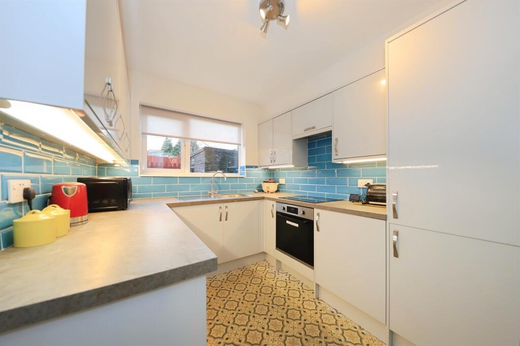 3 bed Semi-Detached