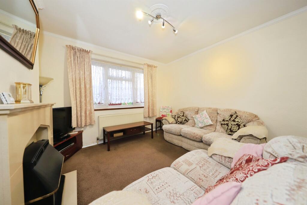 3 bed Semi-Detached