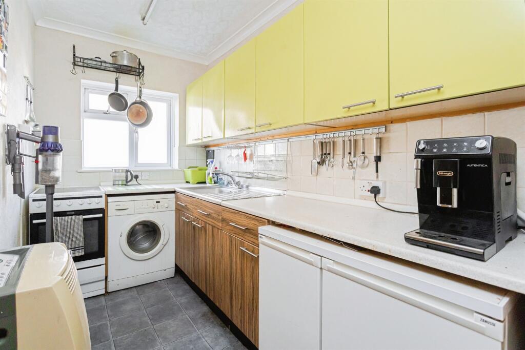 1 bed Apartment