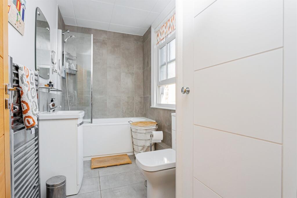 1 bed Apartment