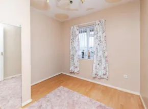 3 bed Maisonette