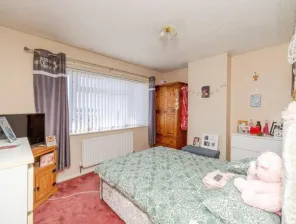 3 bed Maisonette