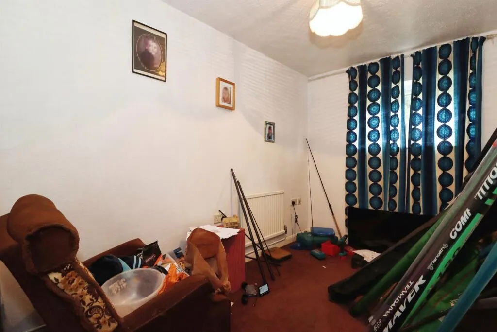 3 bed Semi-Detached