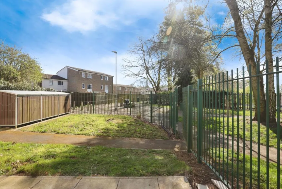 1 bed Ground Flat