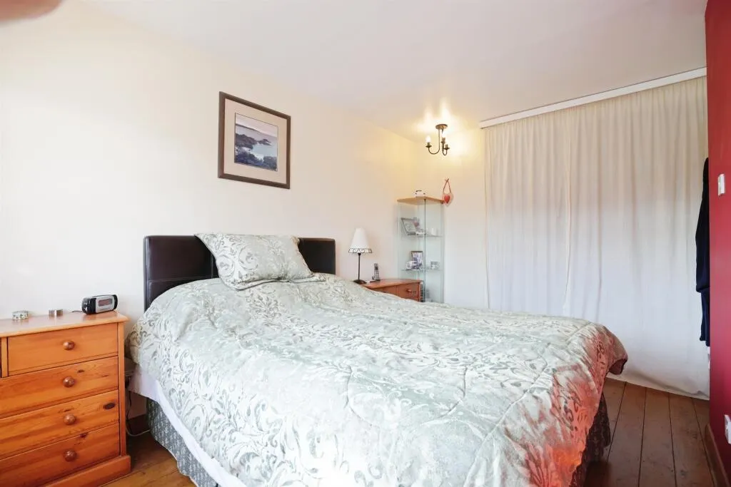 3 bed Semi-Detached