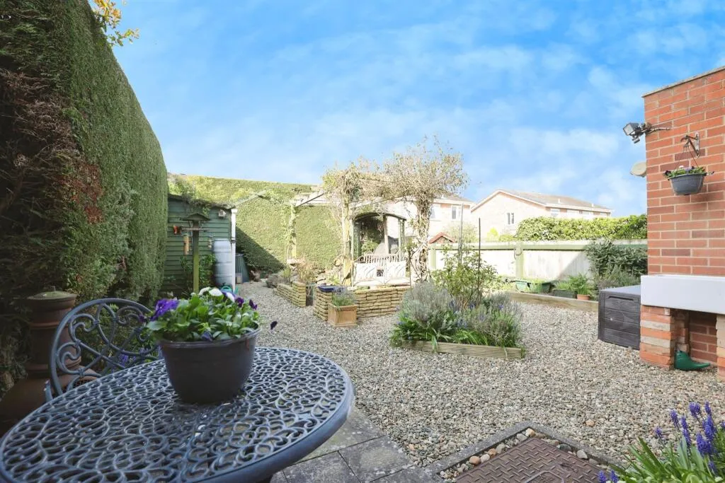 3 bed Semi-Detached
