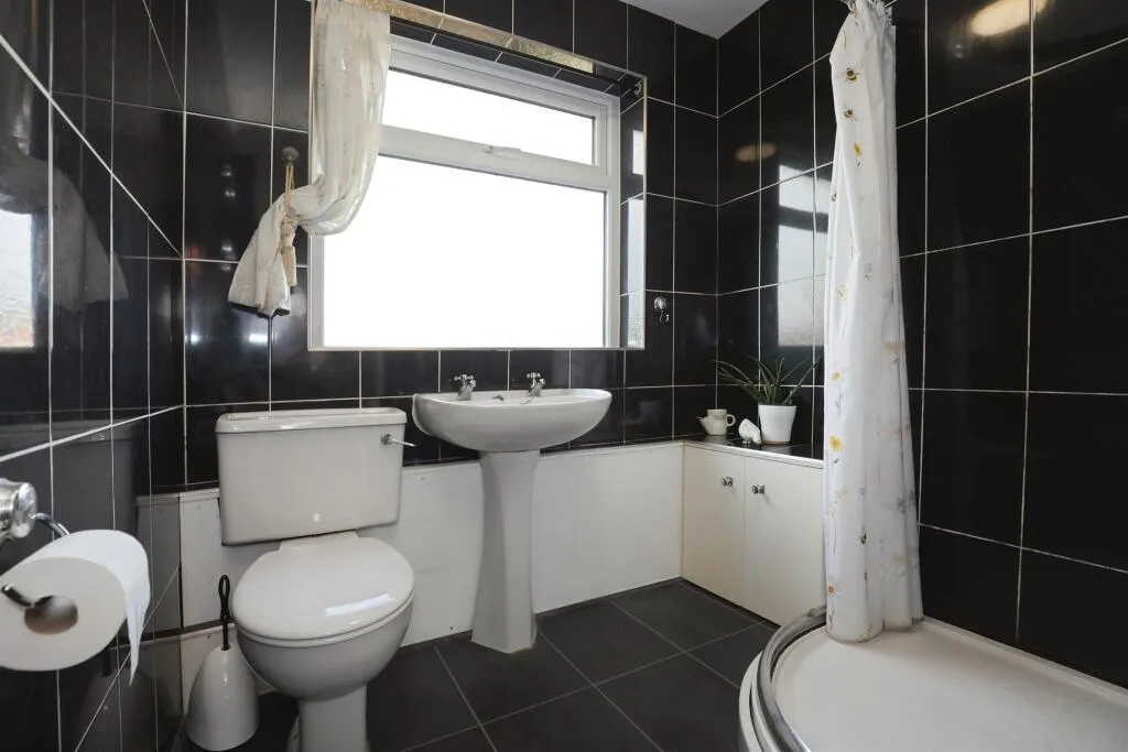 3 bed Semi-Detached
