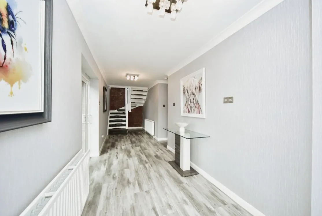 4 bed Detached