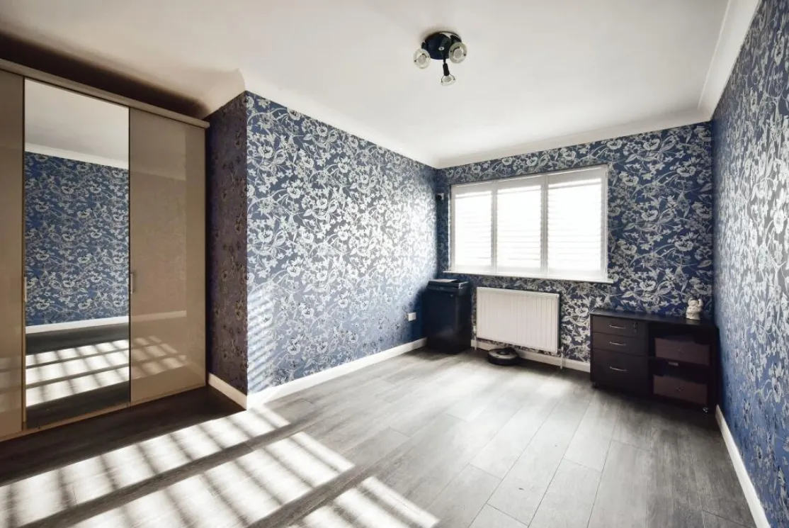 4 bed Detached