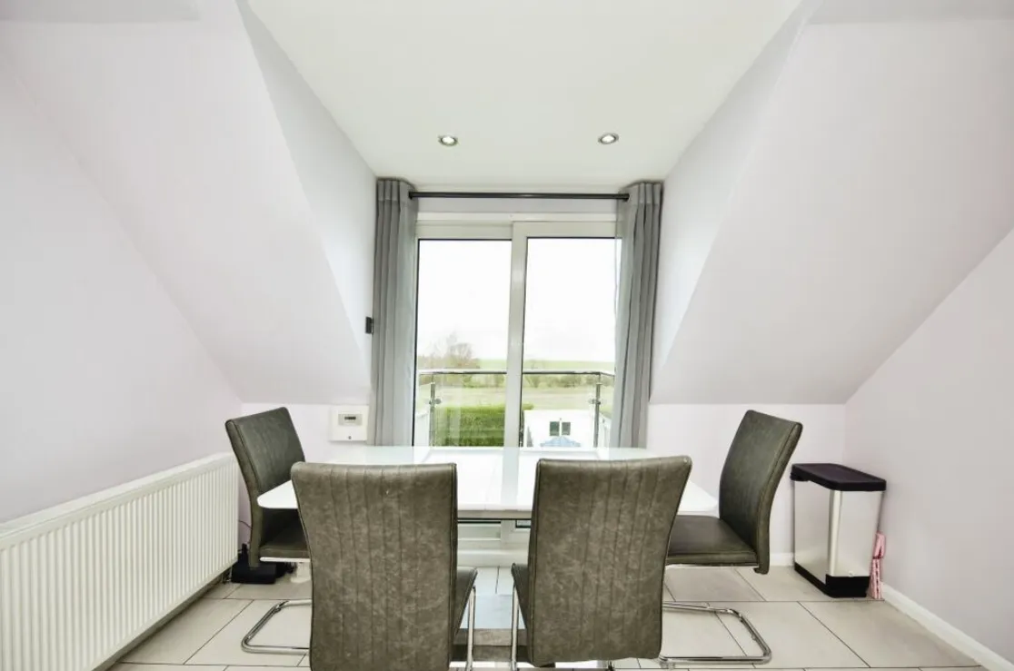 4 bed Detached