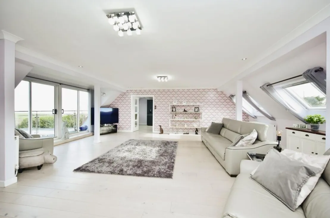 4 bed Detached