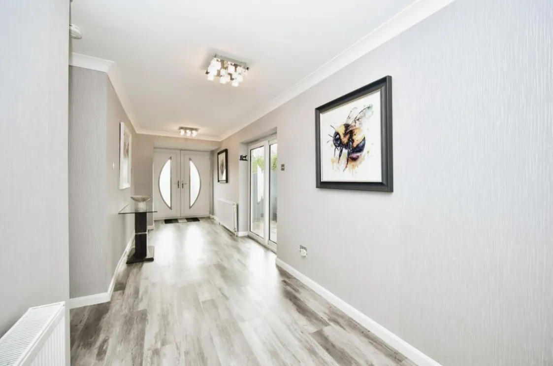 4 bed Detached