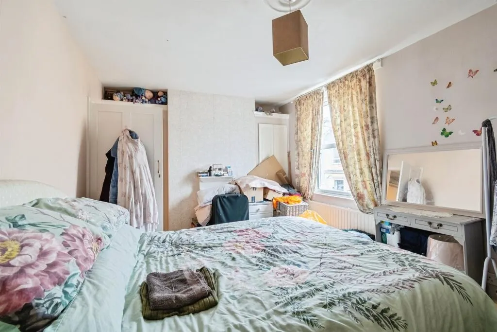 3 bed Terraced