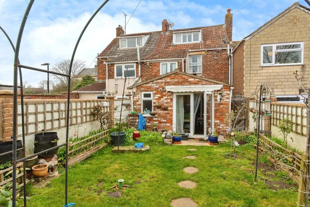 3 bed Terraced