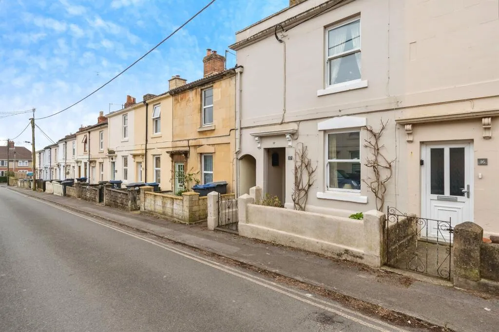 3 bed Terraced