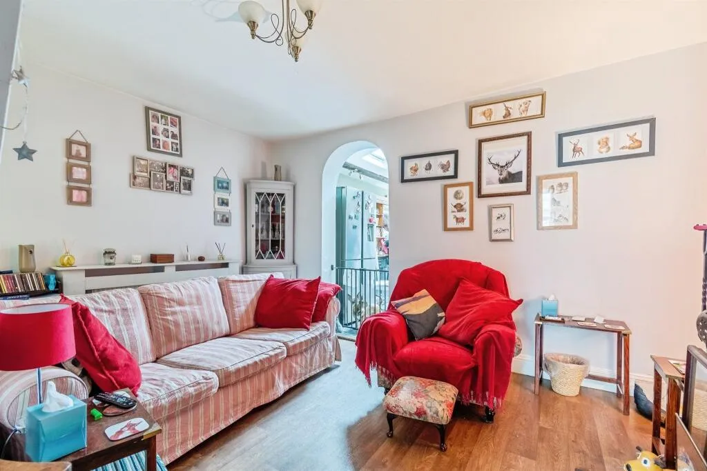3 bed Terraced