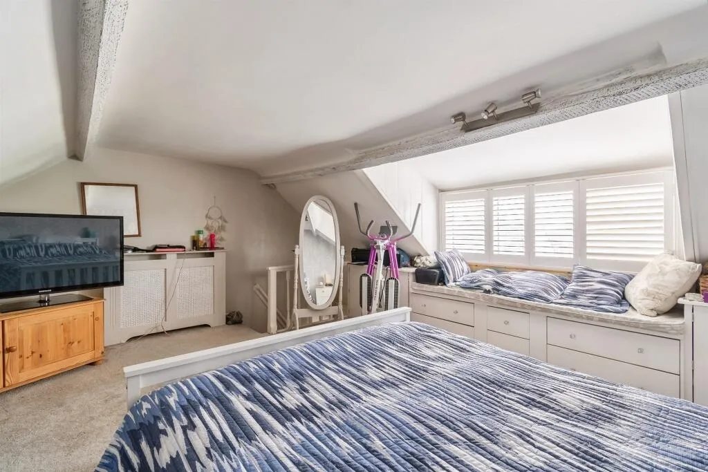 3 bed Terraced