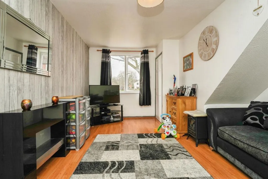 2 bed Terraced