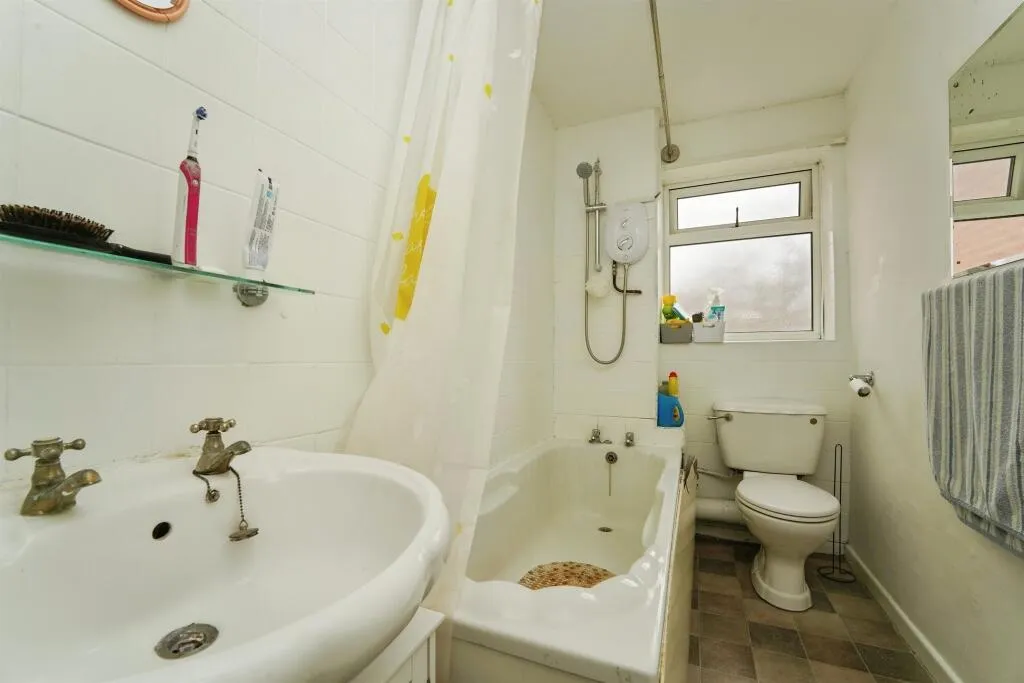2 bed Terraced