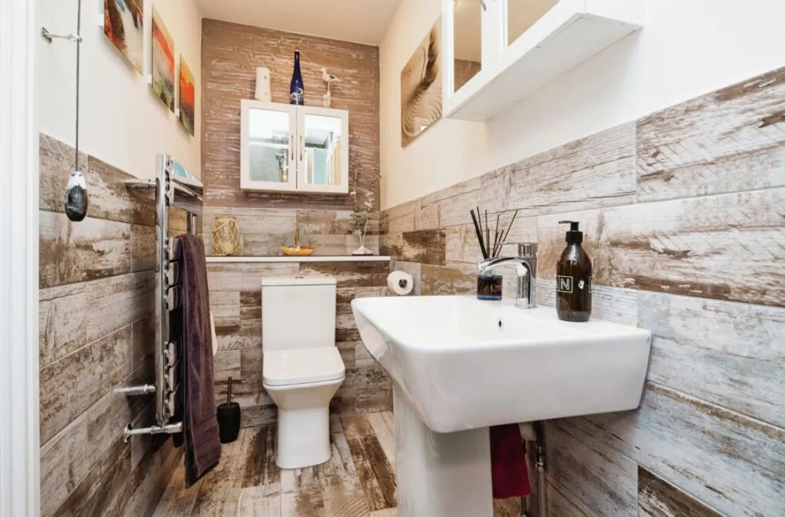 2 bed Ground Flat
