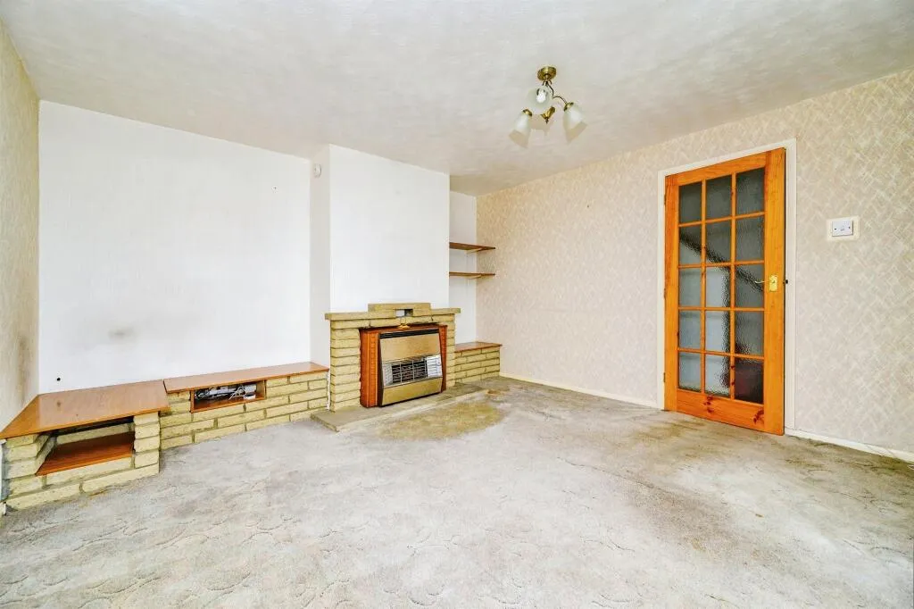 3 bed End of Terrace