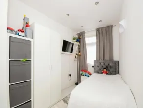 5 bed Semi-Detached