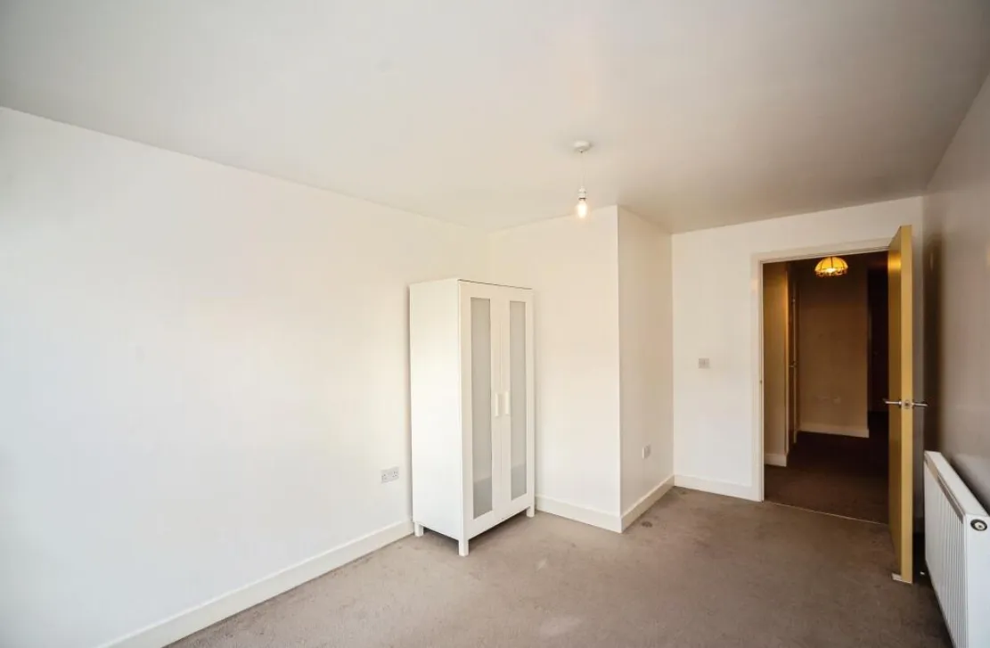 2 bed House