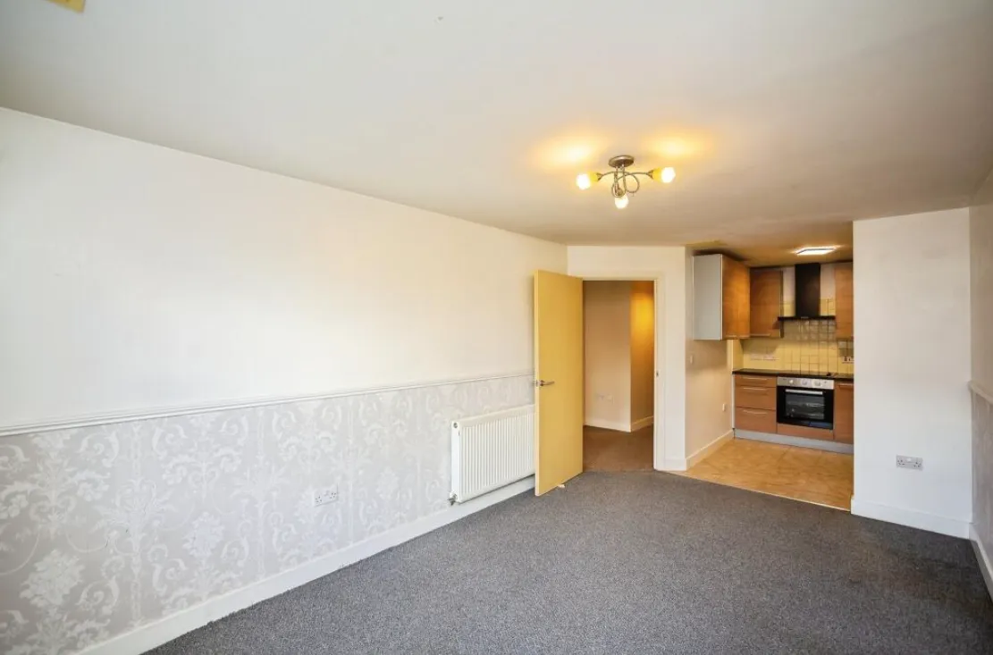 2 bed House