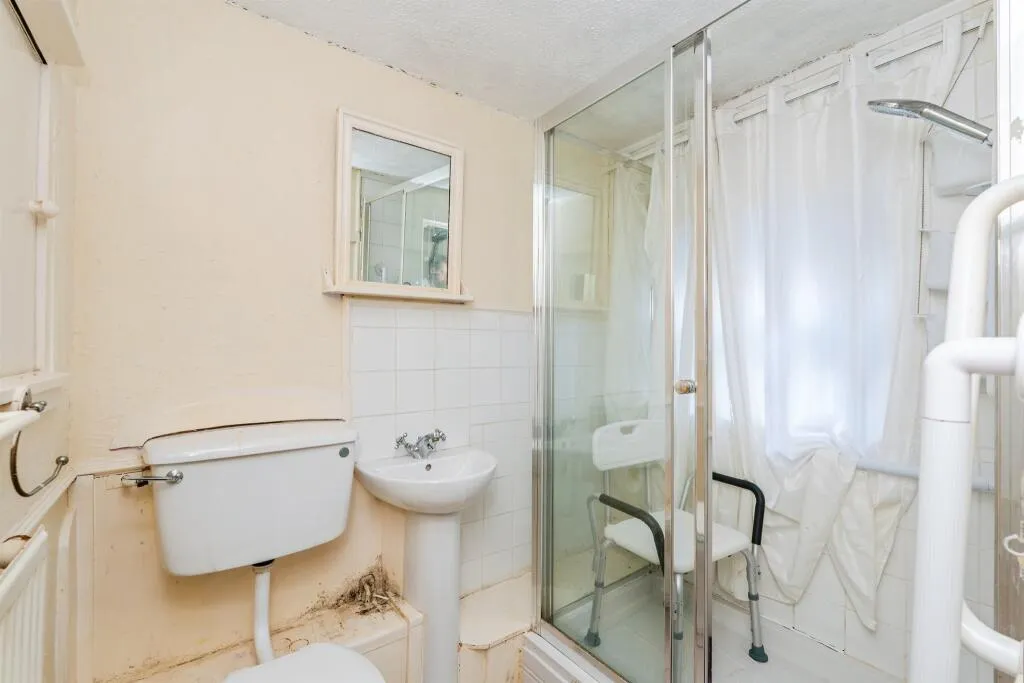 3 bed Detached