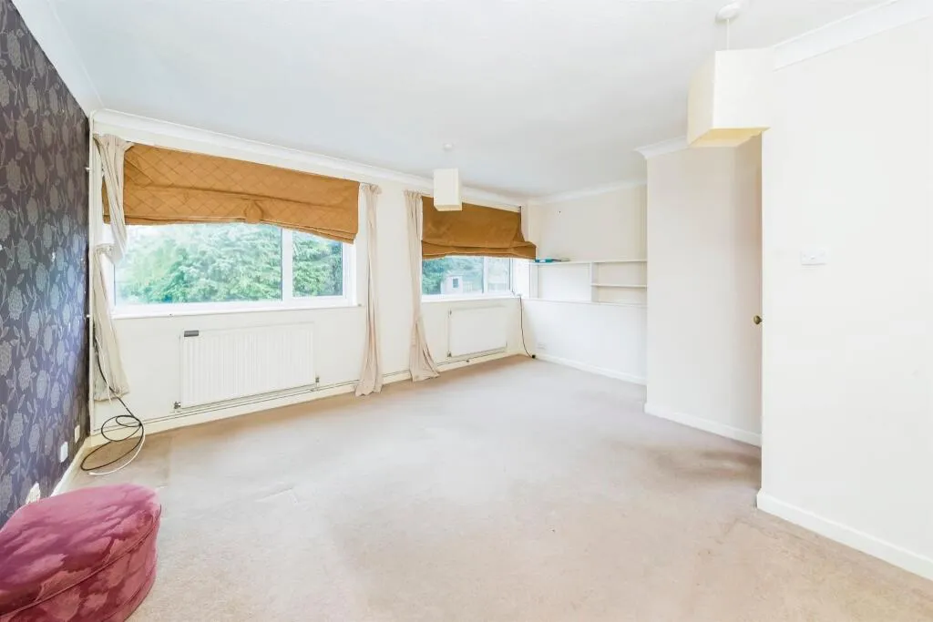 2 bed Apartment