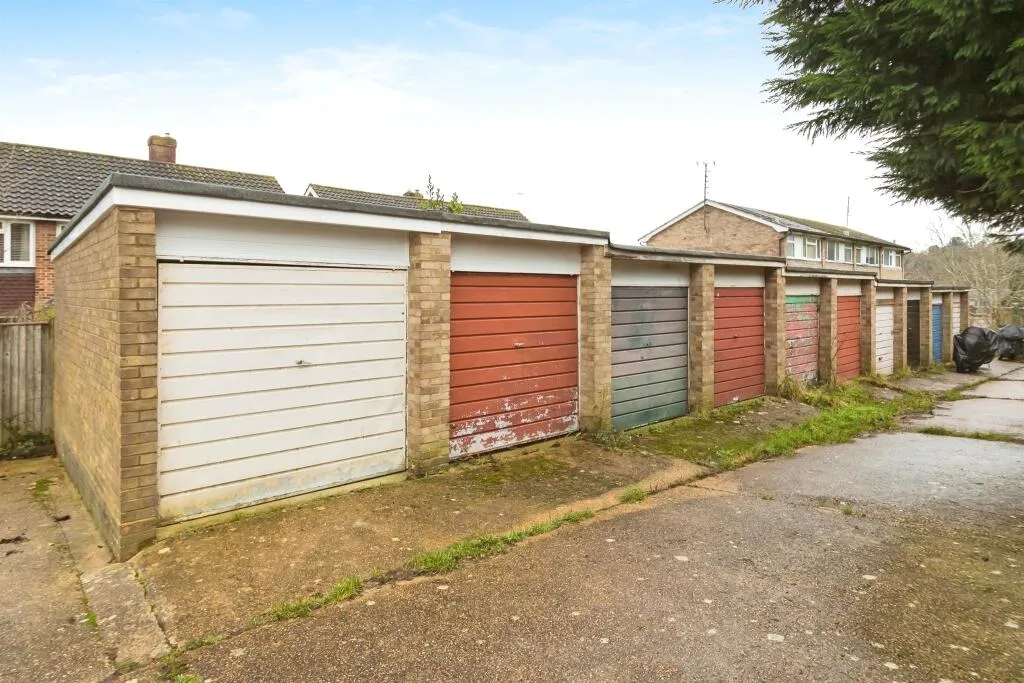 2 bed Apartment