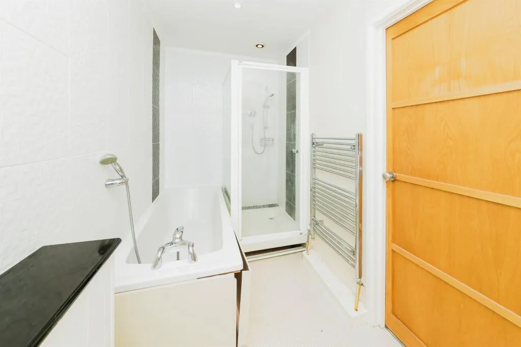 2 bed Apartment