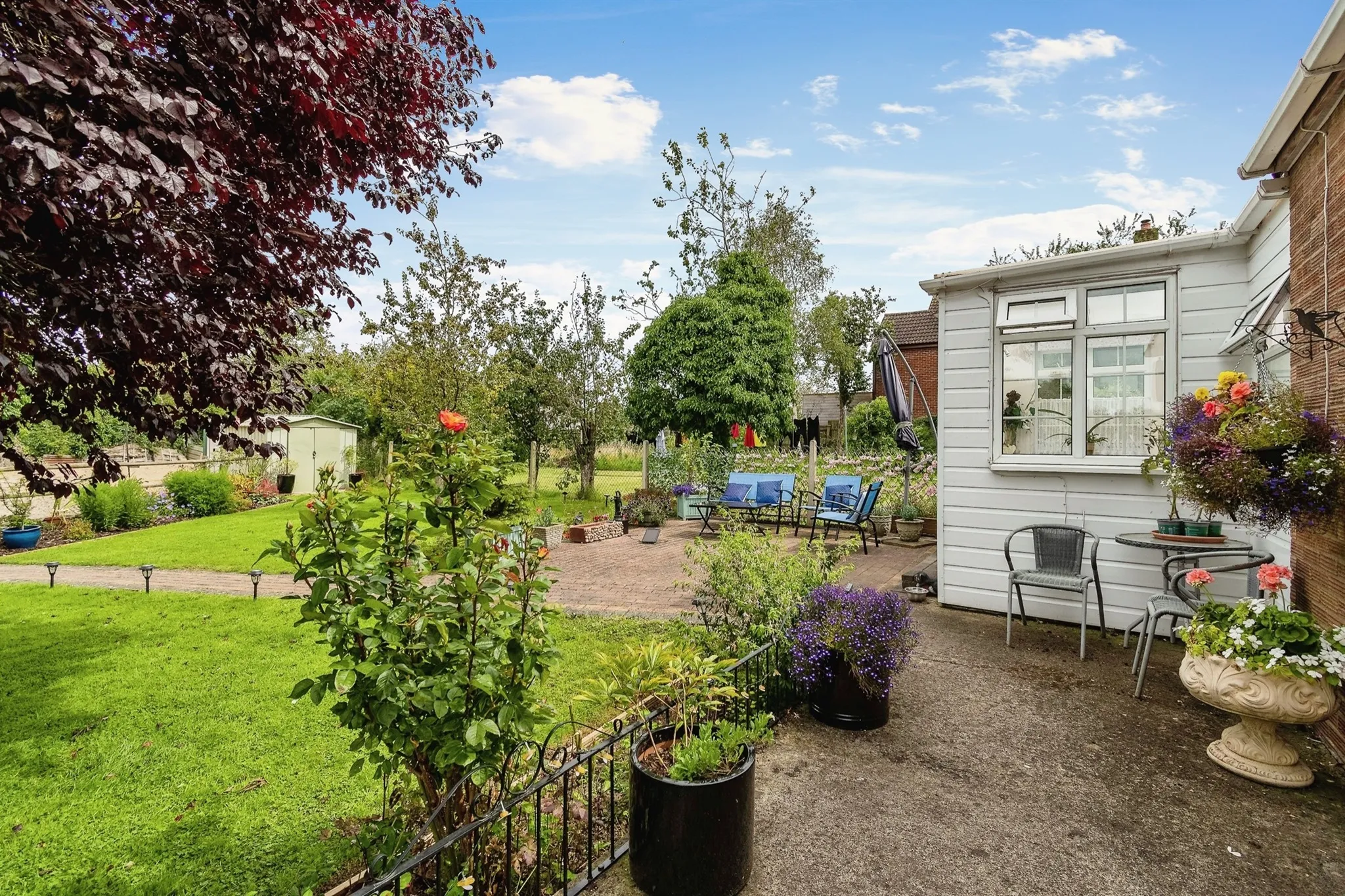 4 bed Semi-Detached